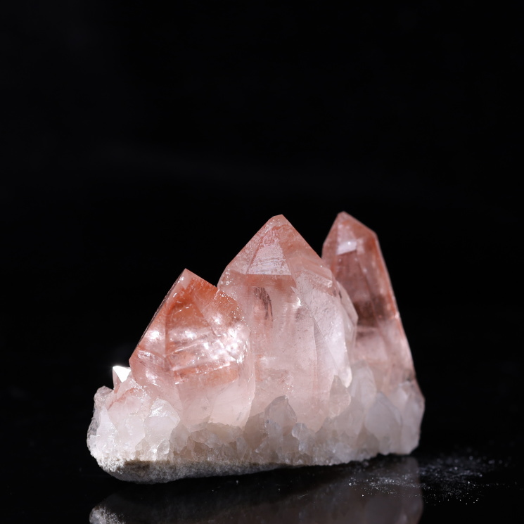 ピンクレムリアンシード水晶クラスター／ Diamantina産 no3