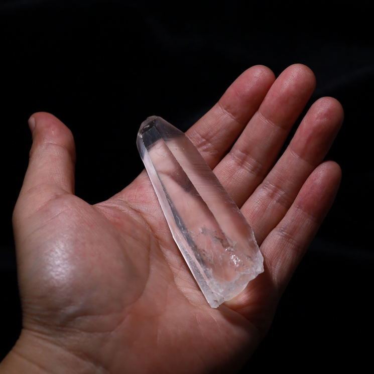 No39 レムリアンシード水晶ポイント in ファントム入り 最高品質